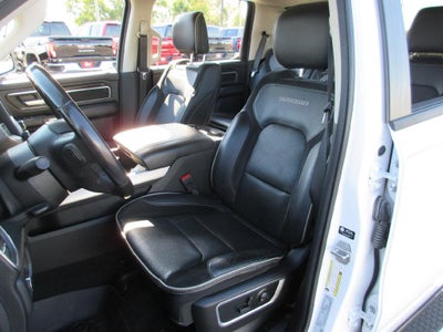 2022 RAM 1500 Laramie Crew Cab 4x4 5'7" Box