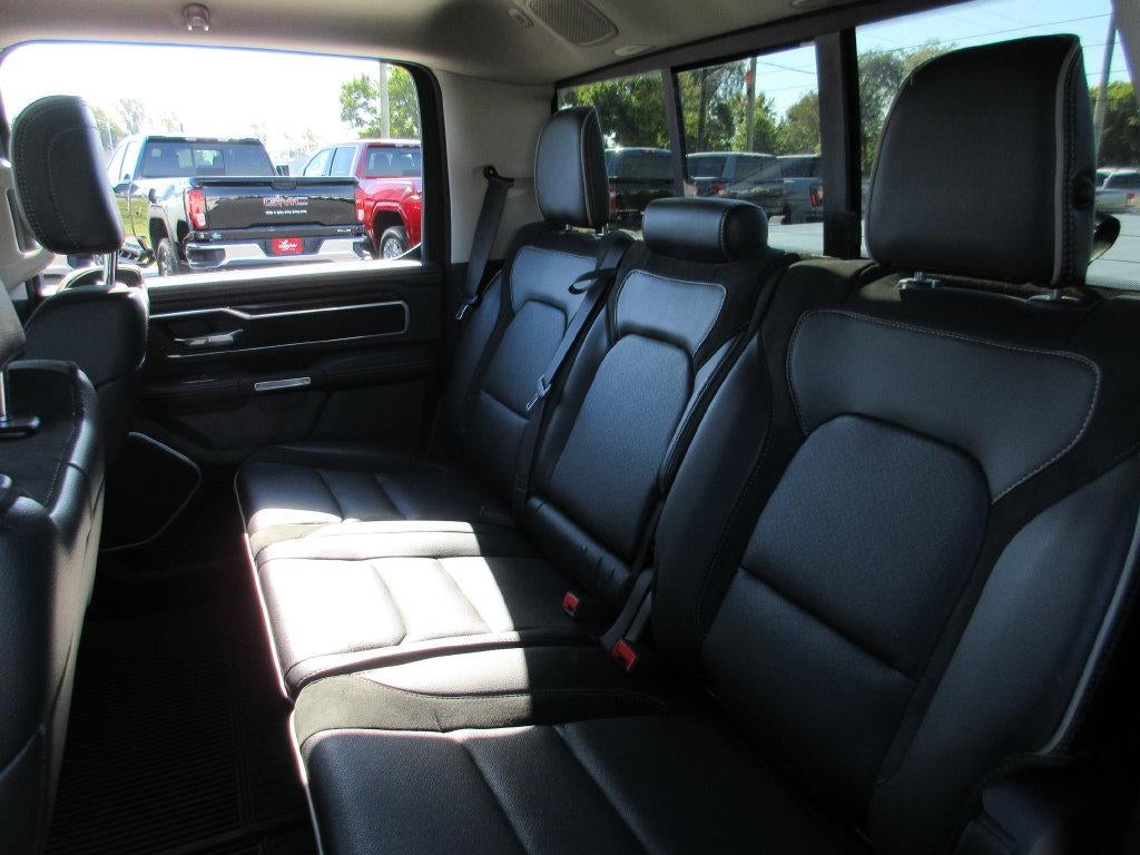 2022 RAM 1500 Laramie Crew Cab 4x4 5'7" Box