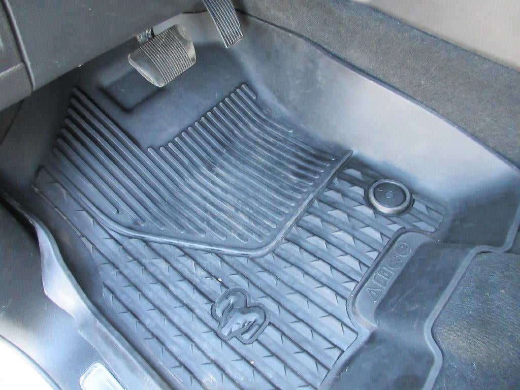 2022 RAM 1500 Laramie Crew Cab 4x4 5'7" Box