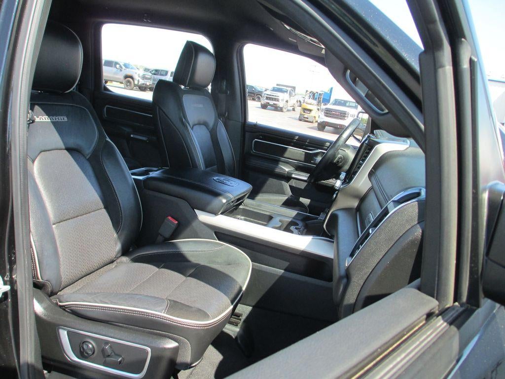 2019 RAM 1500 Laramie Crew Cab 4x4 5'7" Box
