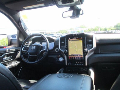 2019 RAM 1500 Laramie Crew Cab 4x4 5'7" Box