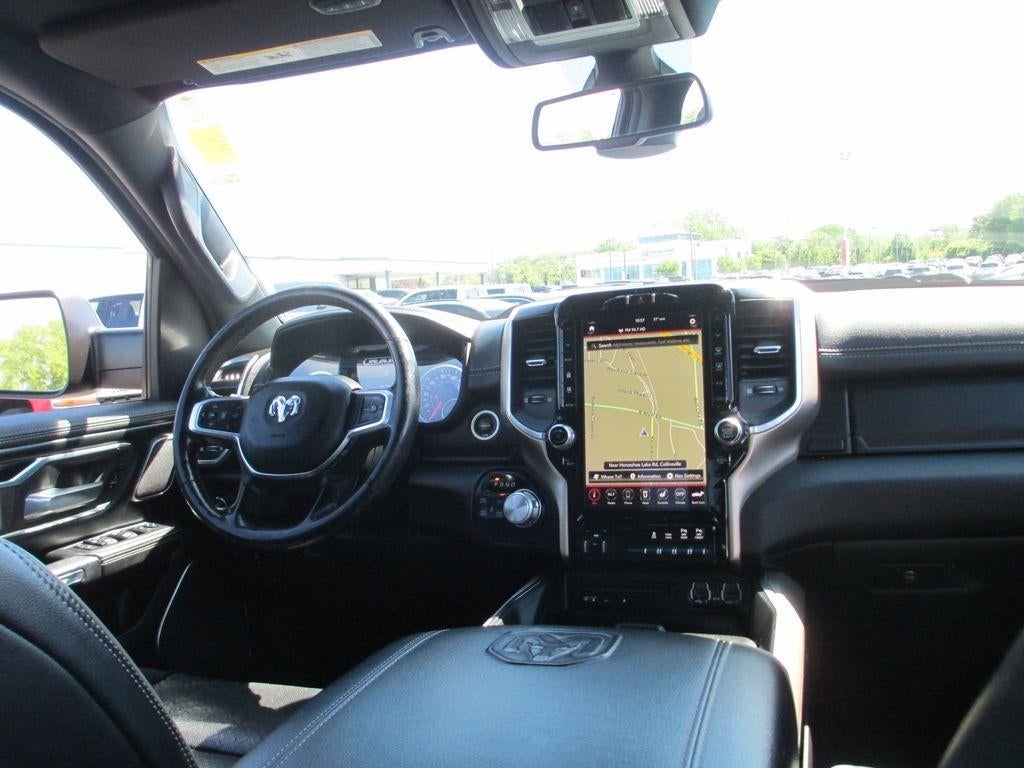 2019 RAM 1500 Laramie Crew Cab 4x4 5'7" Box