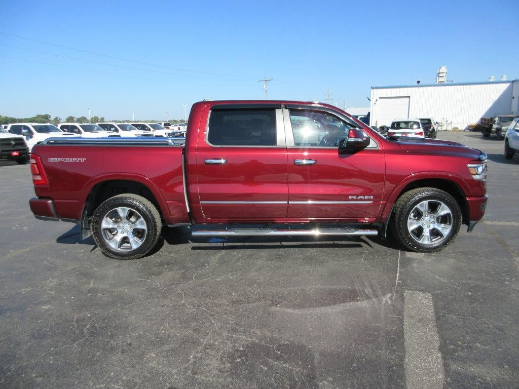 2022 RAM 1500 Laramie Crew Cab 4x4 5'7" Box