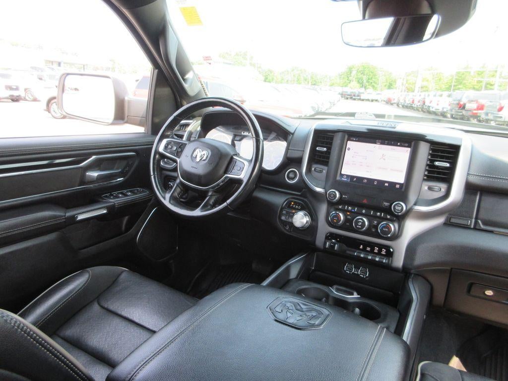 2022 RAM 1500 Laramie Crew Cab 4x4 5'7" Box