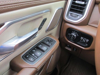 2021 RAM 1500 Laramie Crew Cab 4x4 5'7" Box