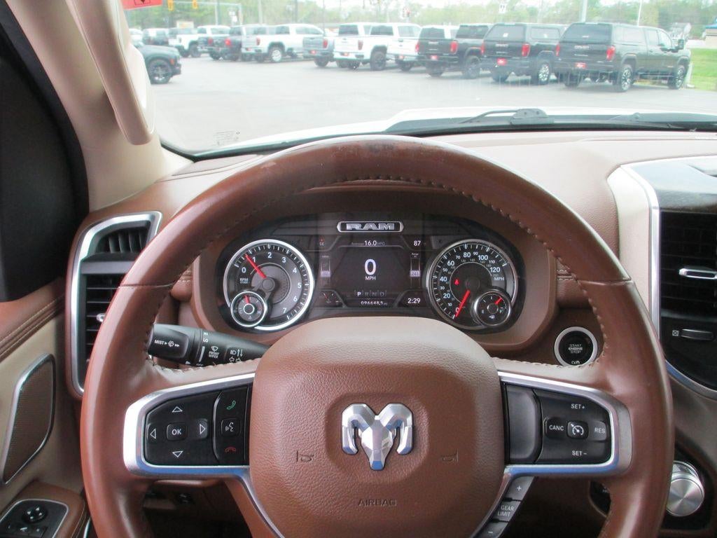 2021 RAM 1500 Laramie Crew Cab 4x4 5'7" Box