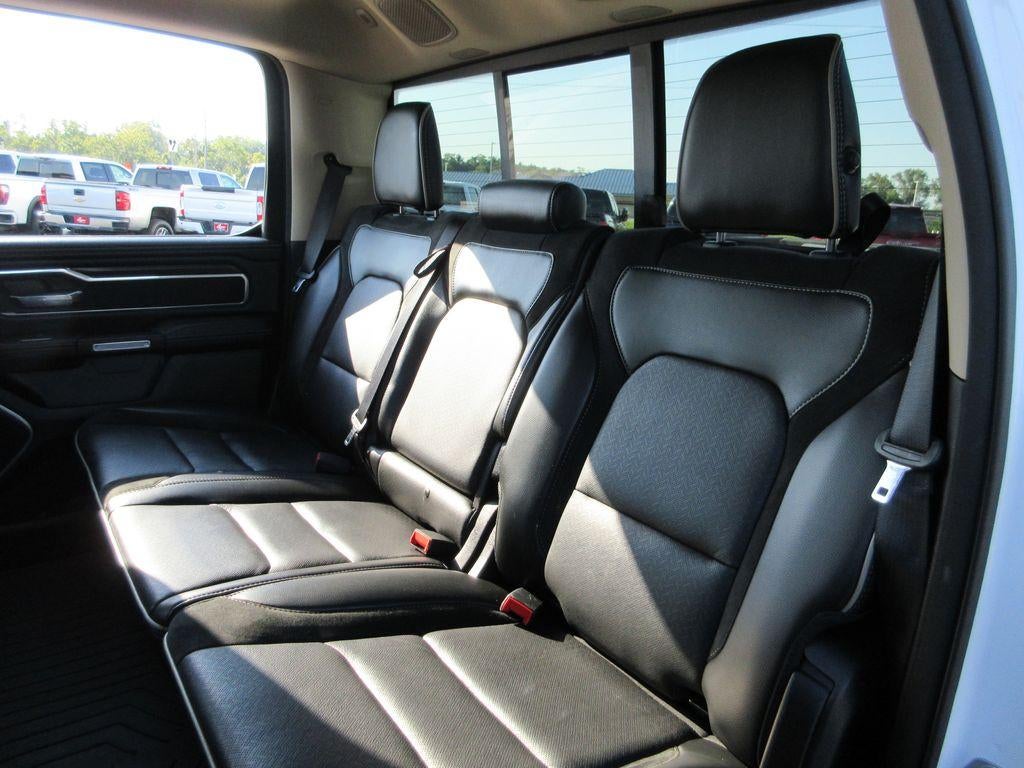 2021 RAM 1500 Laramie Crew Cab 4x4 5'7" Box