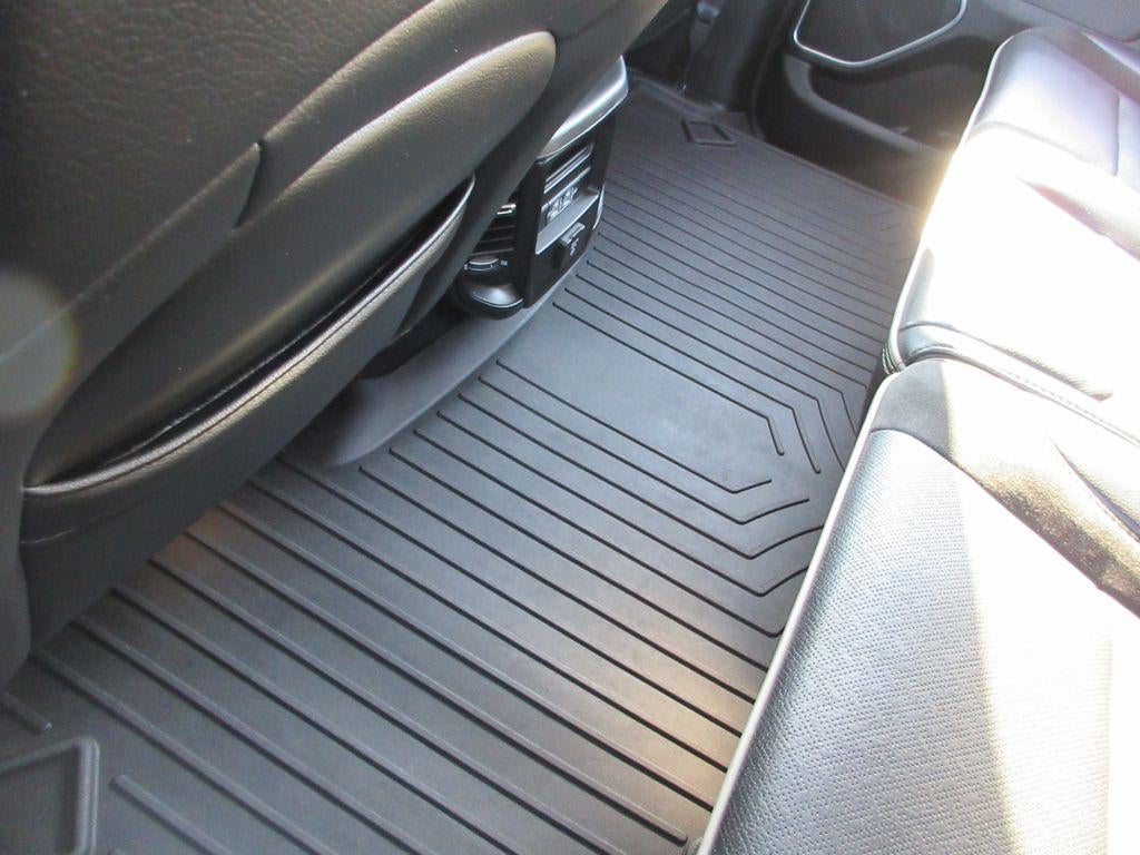 2021 RAM 1500 Laramie Crew Cab 4x4 5'7" Box