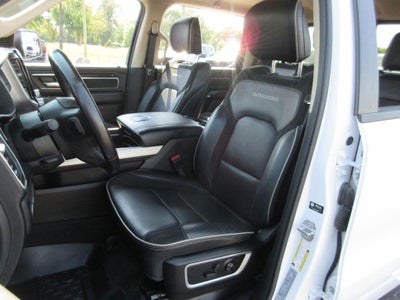 2021 RAM 1500 Laramie Crew Cab 4x4 5'7" Box