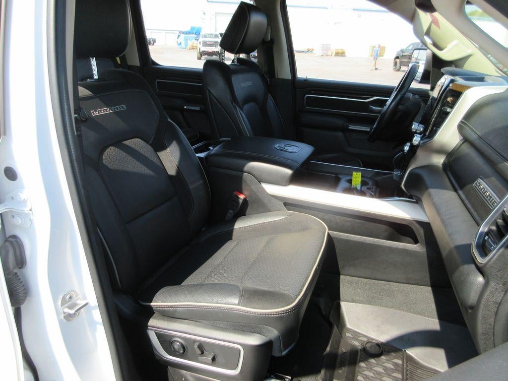 2021 RAM 1500 Laramie Crew Cab 4x4 5'7" Box