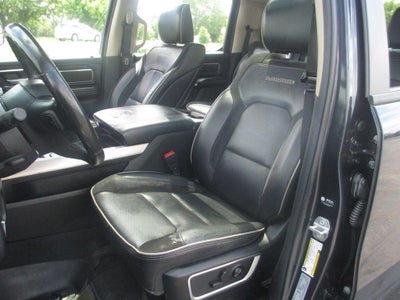 2021 RAM 1500 Laramie Crew Cab 4x4 5'7" Box