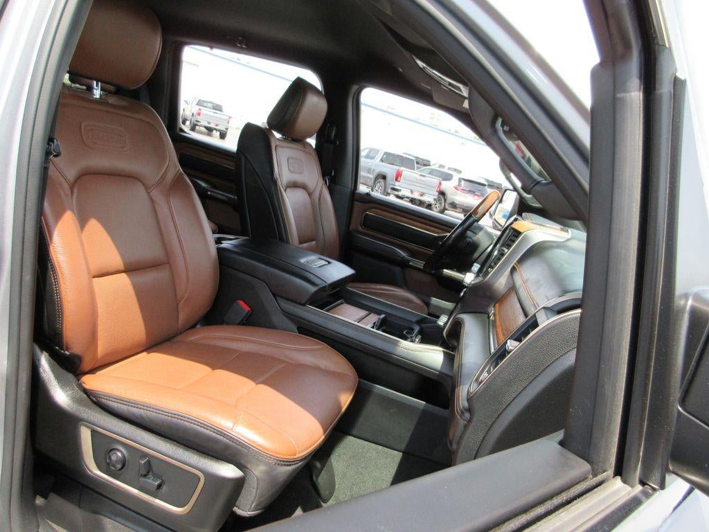 2020 RAM 1500 Laramie Longhorn Crew Cab 4x4 5'7" Box