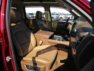 2019 RAM 1500 Longhorn Crew Cab 4x4 5'7" Box