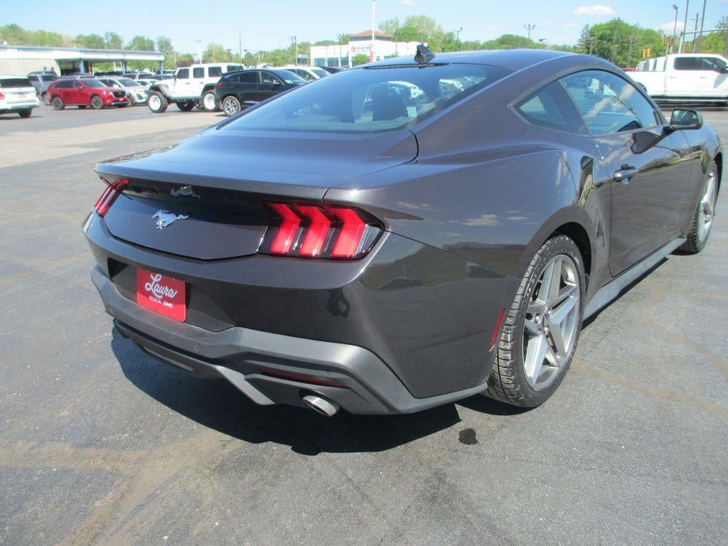 2024 Ford Mustang EcoBoost Fastback