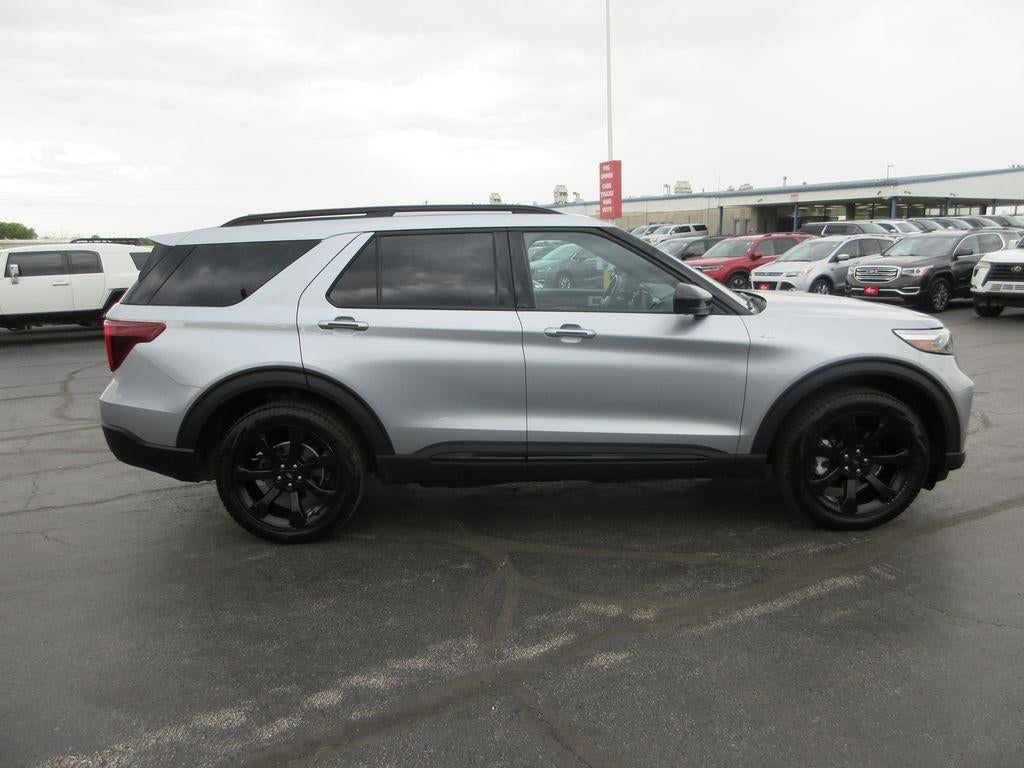 2023 Ford Explorer ST-Line