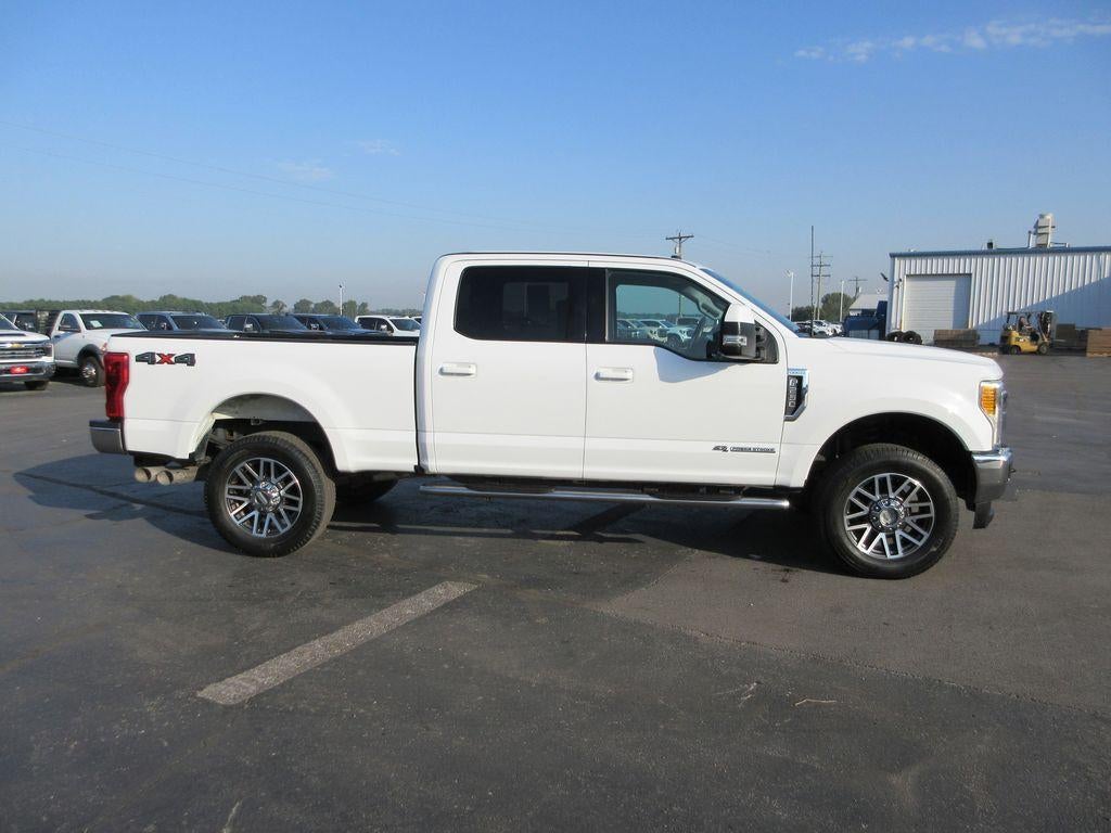 2017 Ford Super Duty F-250 SRW Lariat