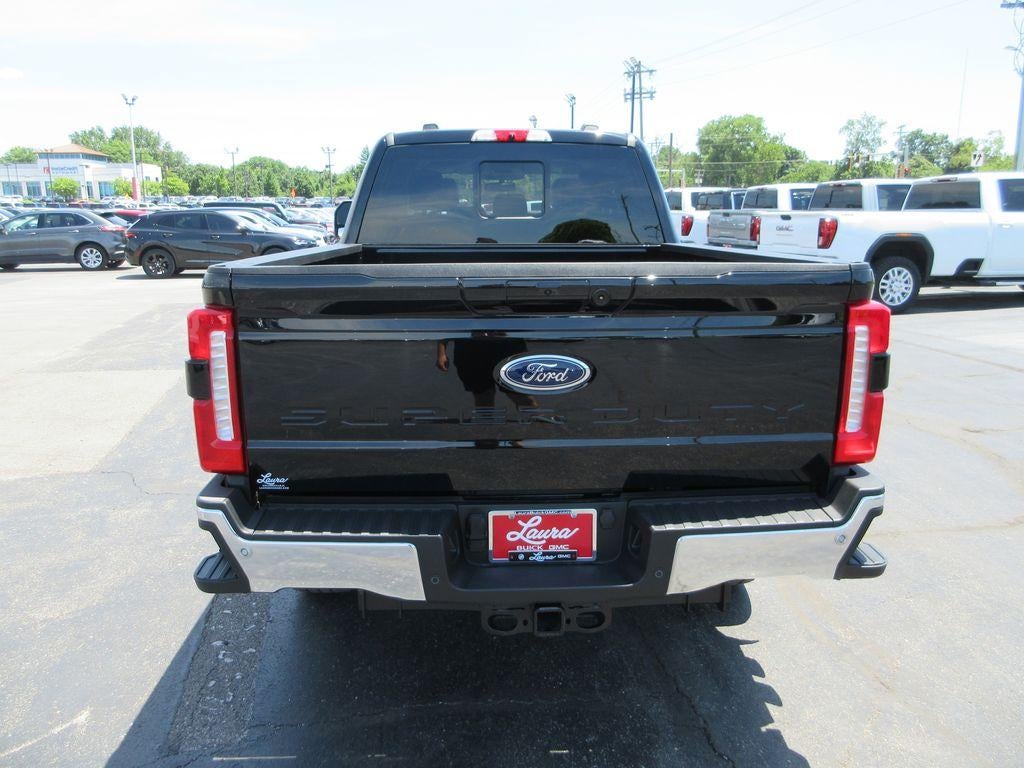 2025 Ford F-350 LARIAT