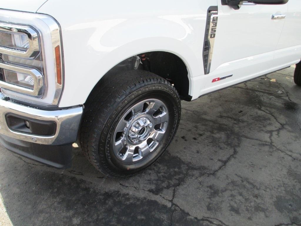 2025 Ford Super Duty F-350 SRW XL