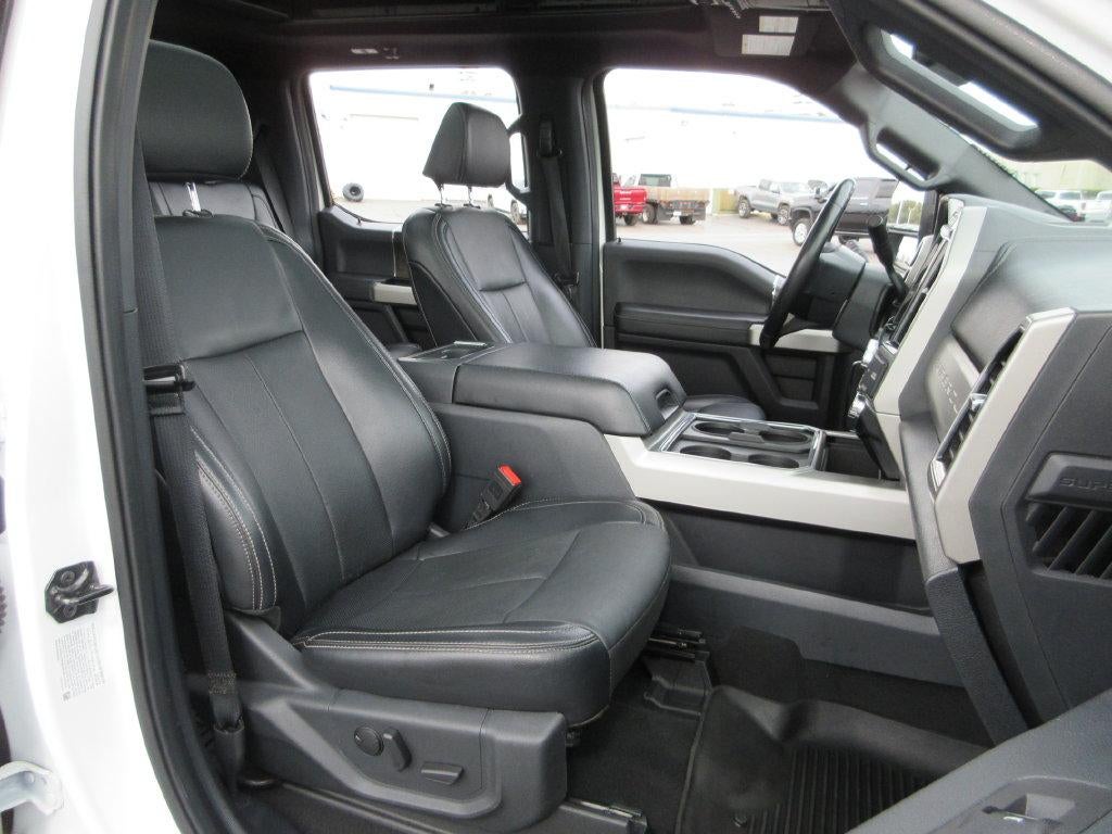 2022 Ford F-350 LARIAT
