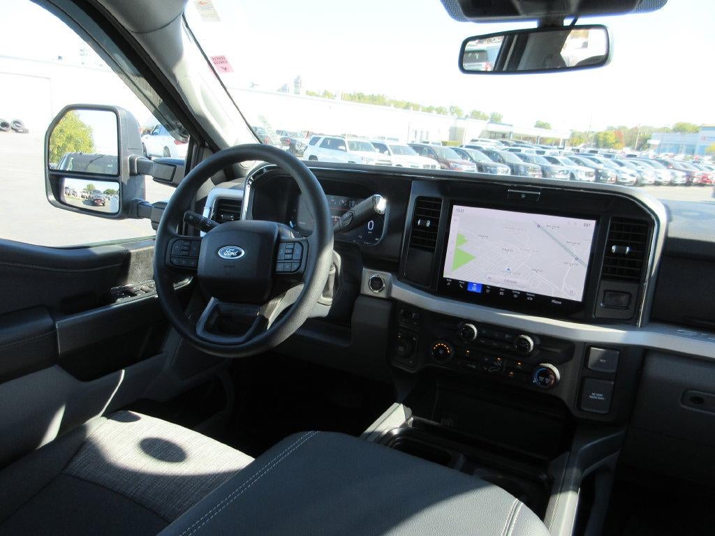 2026 Ford F-350 XLT
