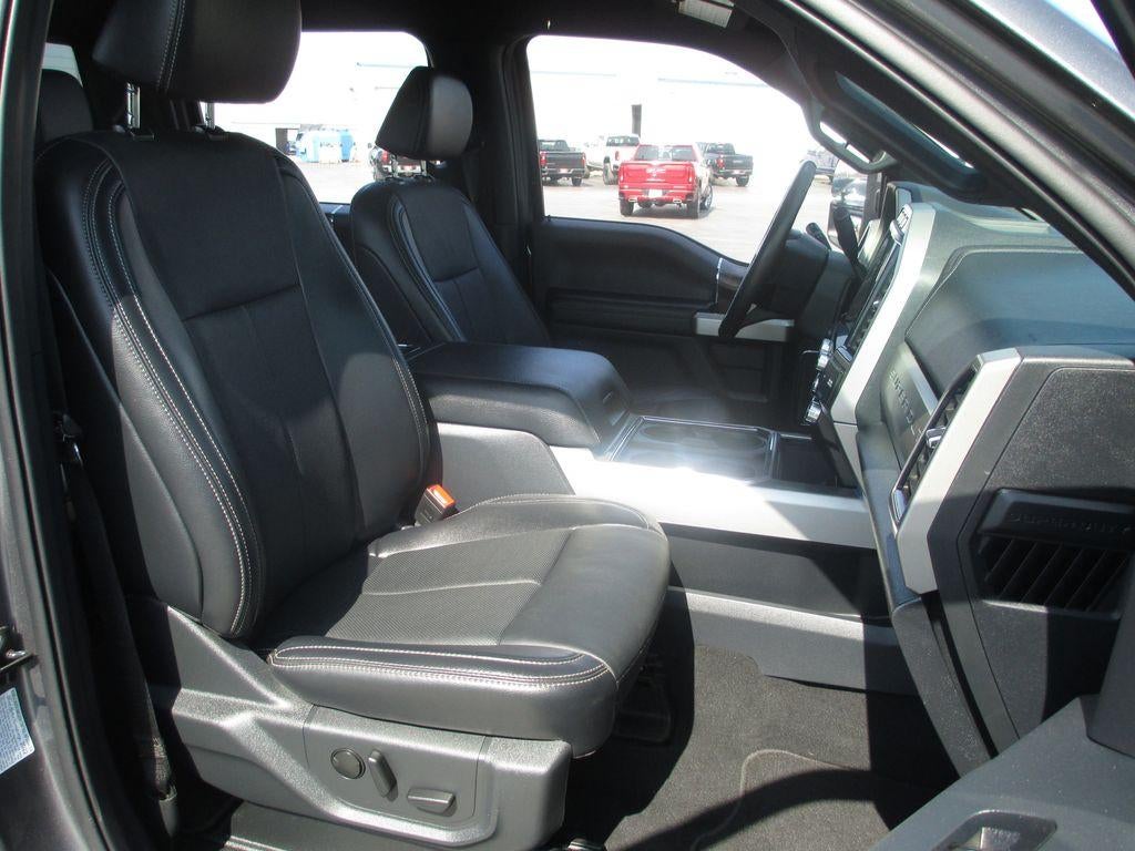 2022 Ford F-350 LARIAT