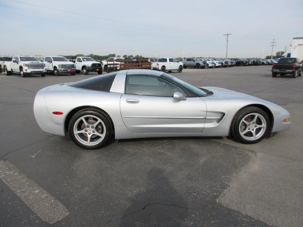2000 Chevrolet Corvette Base
