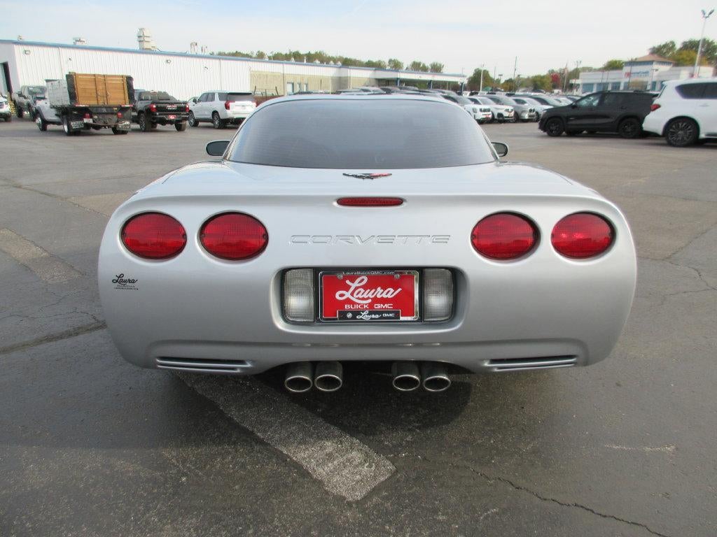 2000 Chevrolet Corvette Base