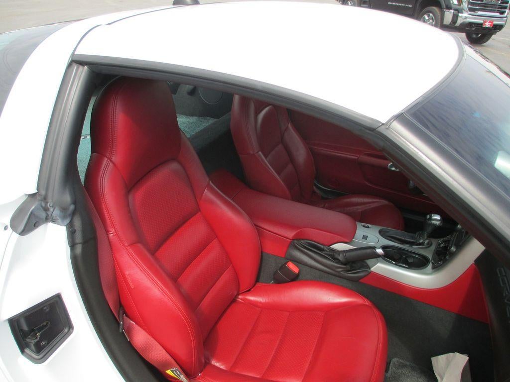 2005 Chevrolet Corvette Base