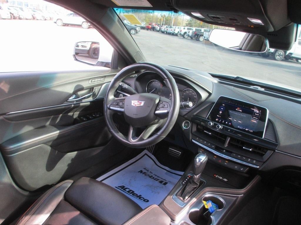 2022 Cadillac CT4 Sport