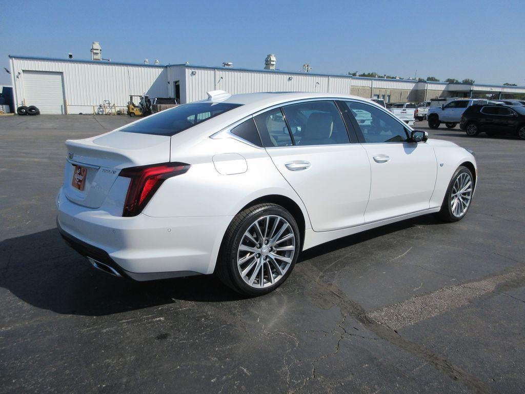 2025 Cadillac CT5 Premium Luxury