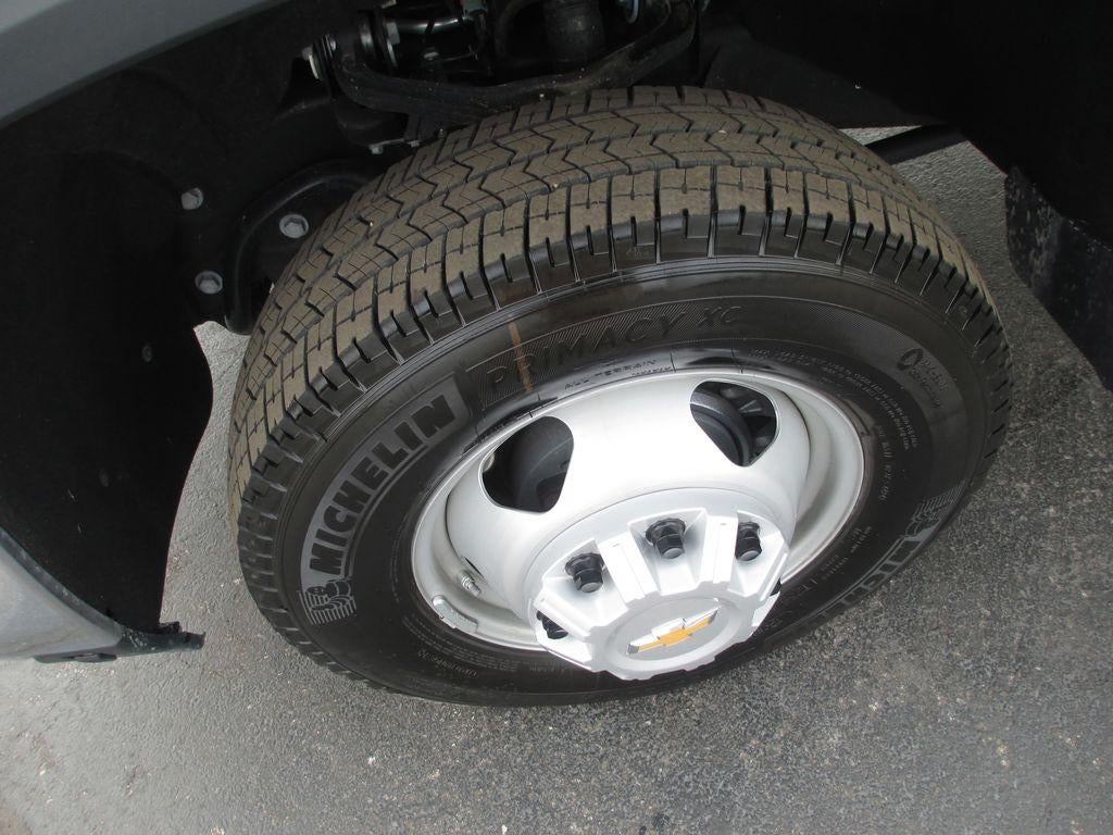 2025 Chevrolet Silverado 3500 HD Chassis Cab Work Truck