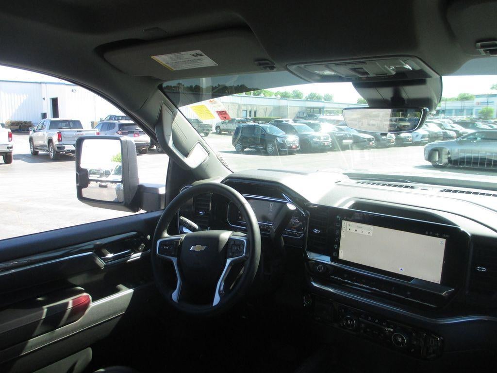 2025 Chevrolet Silverado 3500 HD LTZ DRW