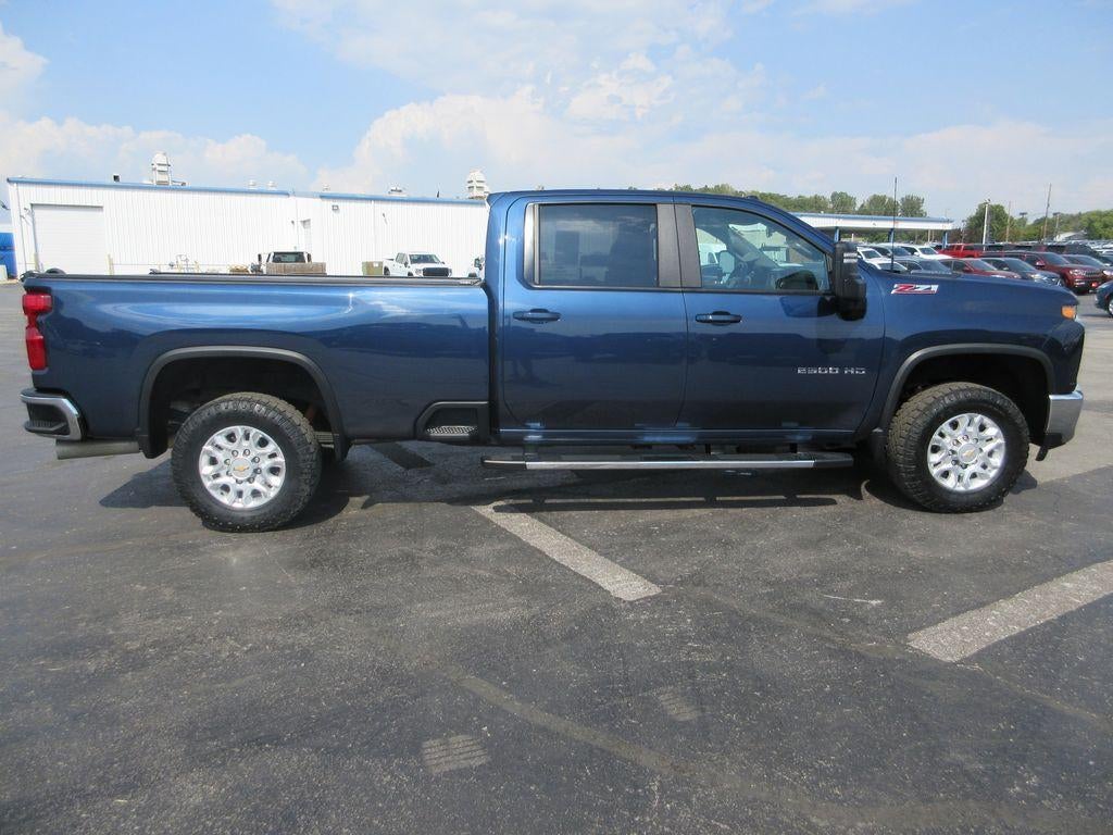 2022 Chevrolet Silverado 2500HD LT - Photo 6