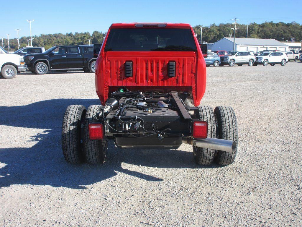 2026 GMC Sierra 3500 HD Chassis Cab Pro