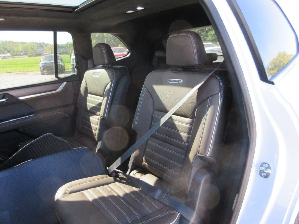 2027 GMC Acadia Denali Ultimate