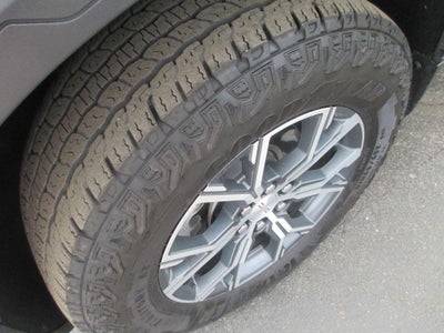 2024 GMC Acadia AT4