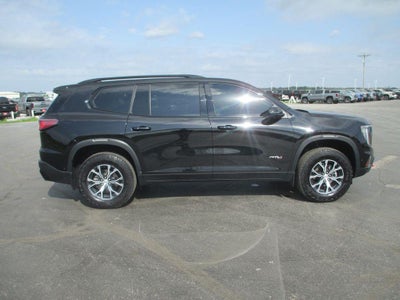 2024 GMC Acadia AT4