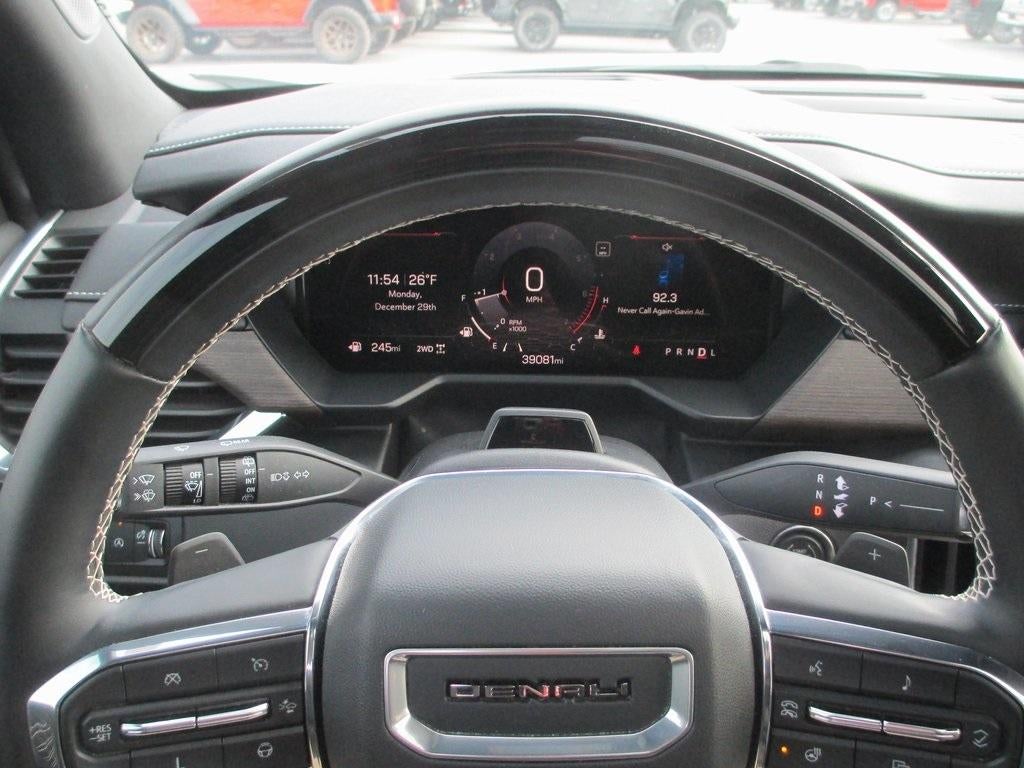 2024 GMC Acadia Denali