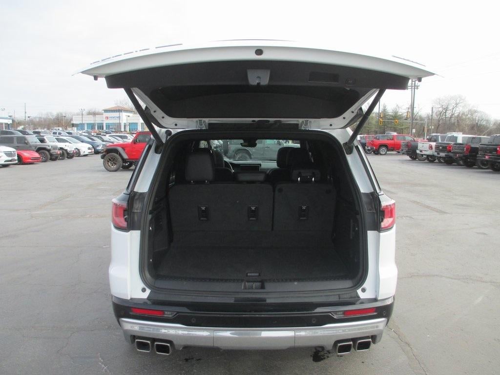2024 GMC Acadia Denali