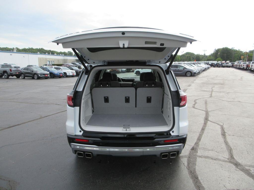 2025 GMC Acadia Denali