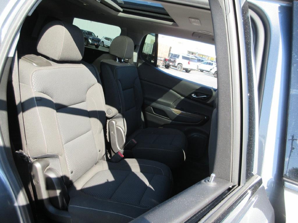 2022 GMC Acadia SLE