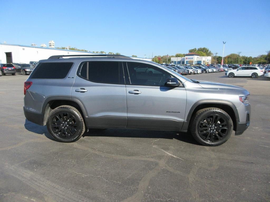 2022 GMC Acadia SLE