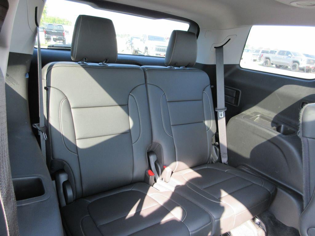 2022 GMC Acadia SLT