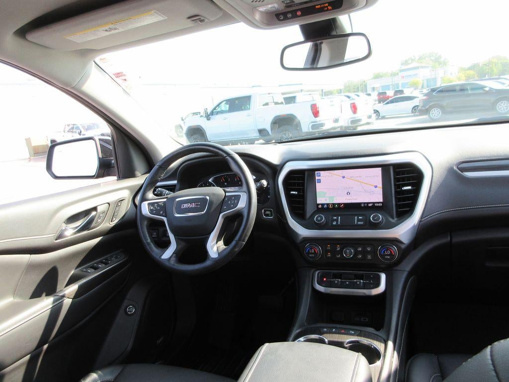 2022 GMC Acadia SLT
