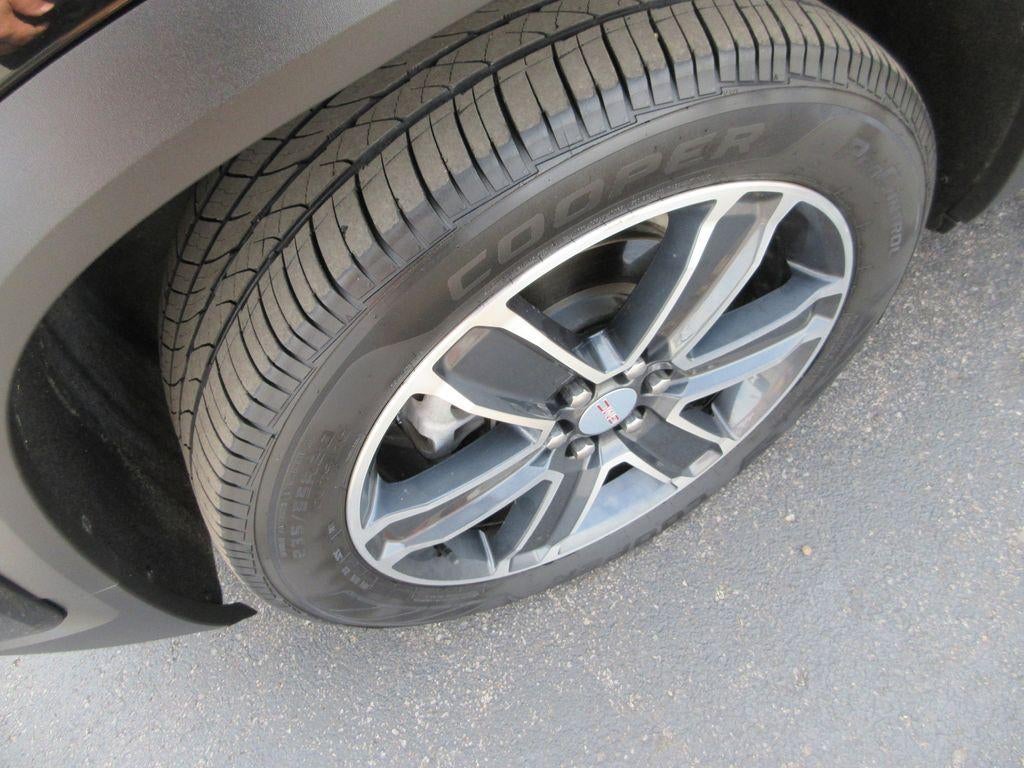 2021 GMC Acadia SLT