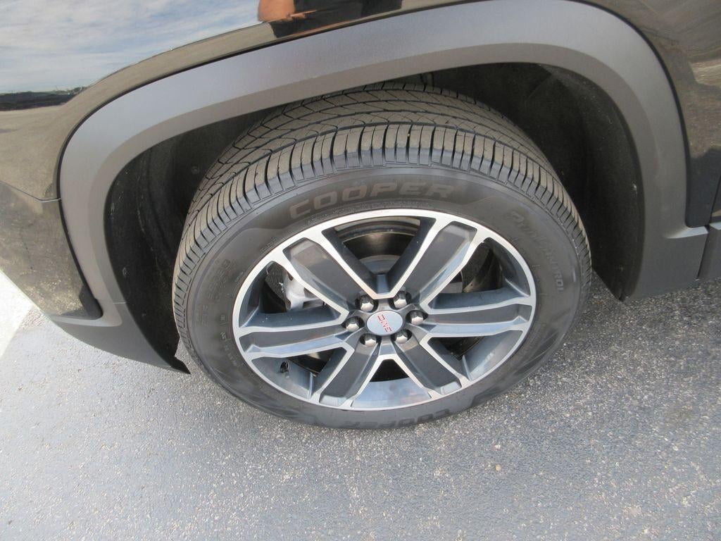 2021 GMC Acadia SLT