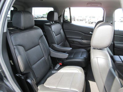 2021 GMC Acadia SLT