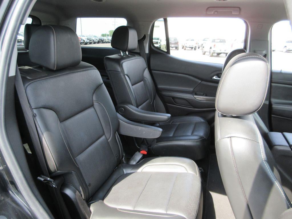2021 GMC Acadia SLT