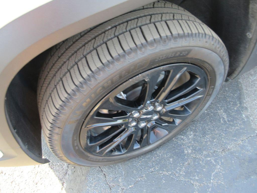 2022 GMC Acadia SLT