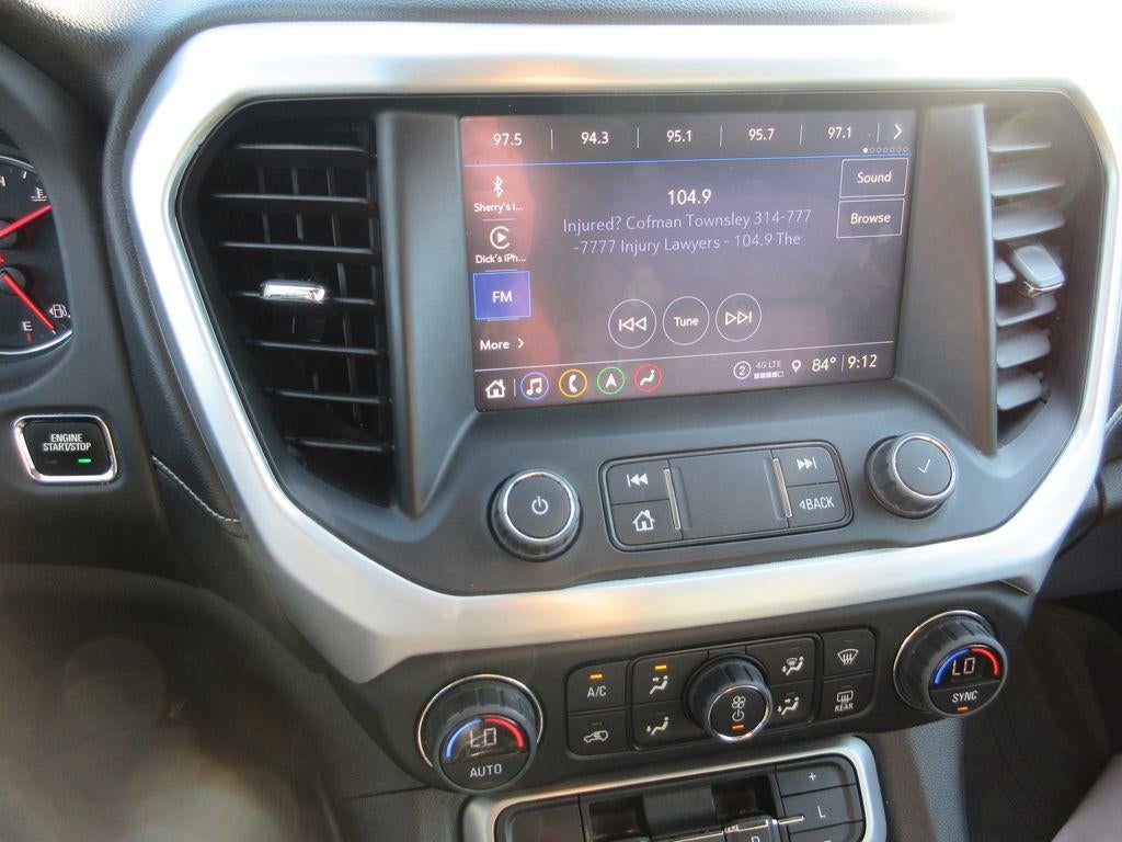 2022 GMC Acadia SLT